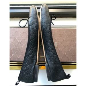 Rare Gucci Embossed Leather Ballet Flat